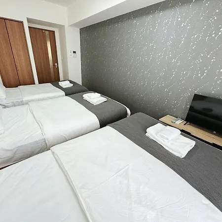 Osaka Ue Hotel 优宜民宿 大阪 Exterior photo